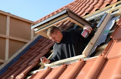 Pose de fenêtres de toit Velux au Landin